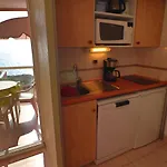 Apartment Traversant Face Avec Parking Et Wlan - Fr-1-472a-139 *