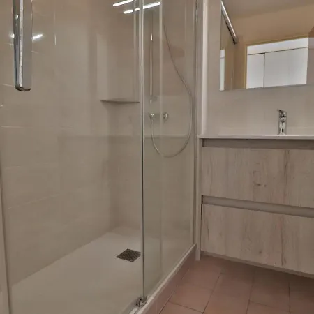 Apartamento 38m² Avec Piscine, Parking, Wifi A - 4 Personnes, 2 Pieces - Fr-1-472a-139