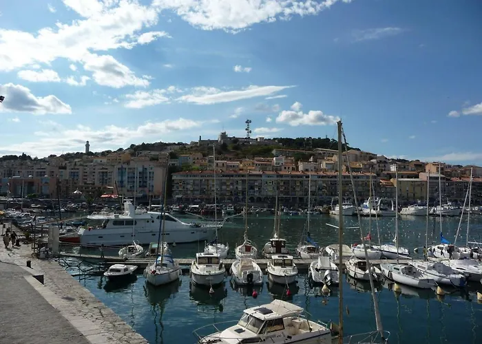 Appartement Traversant Face Mer Avec Parking Et Wlan - Fr-1-472A-139