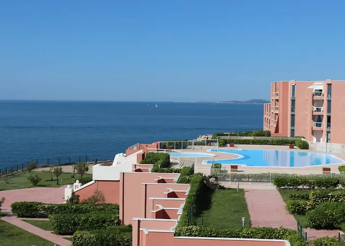 Appartement 38m² avec piscine, parking, WiFi à Sète - 4 personnes, 2 pièces - FR-1-472A-139 Appartamento Sète